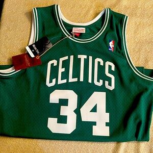 Mitchell and Ness Celtics jersey PIERCE. Size L NWT